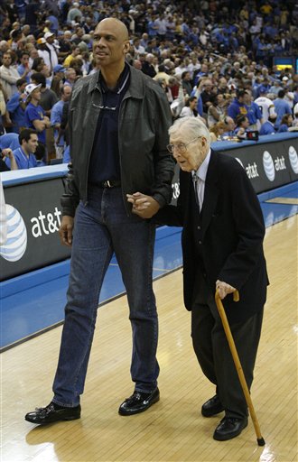 曼市在反抢 曼市在反抢